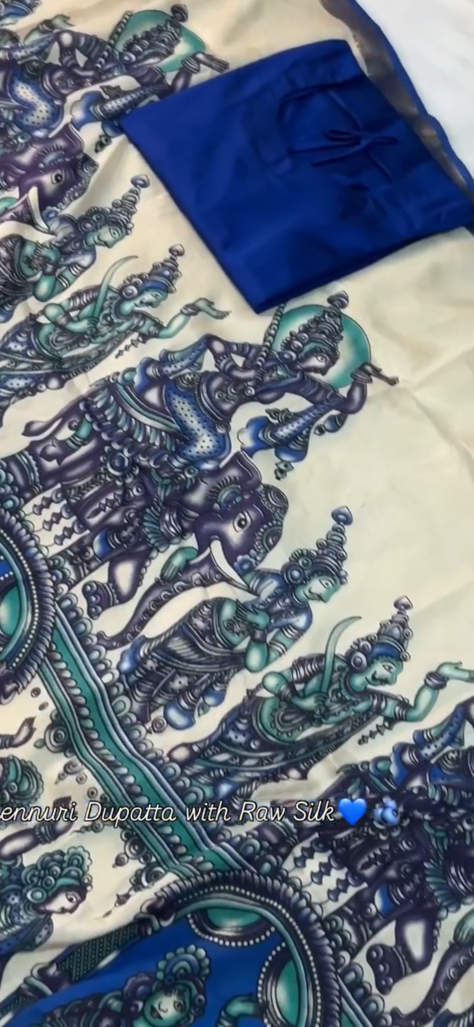 Chennuri Duppata with Raw Silk kurta