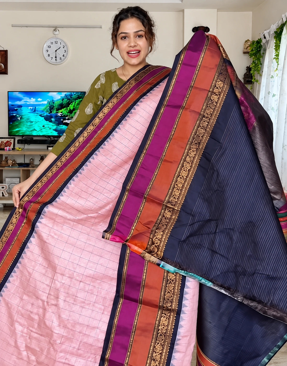 Mayil Gadwal Silk Saree
