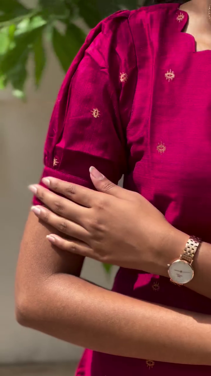 Venba Raw Silk Kurti