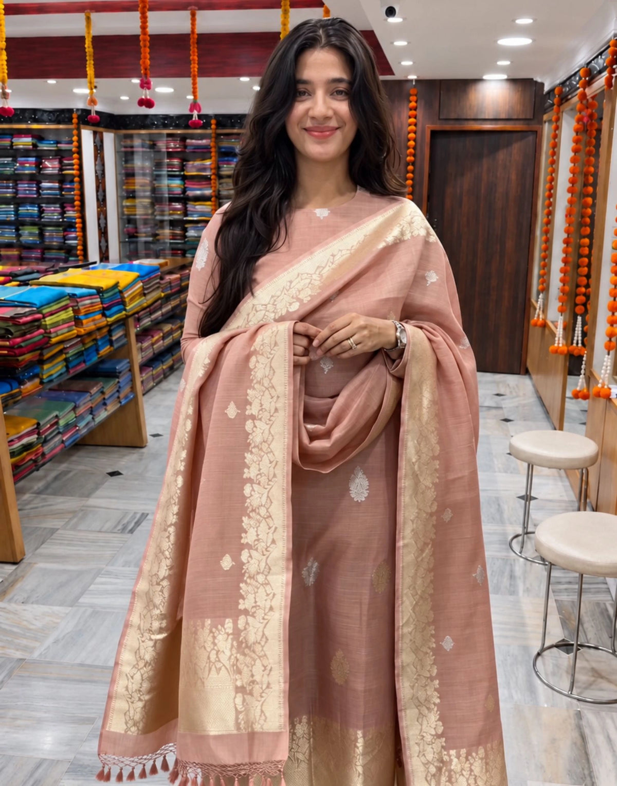 Aaboli Suit Zari Set