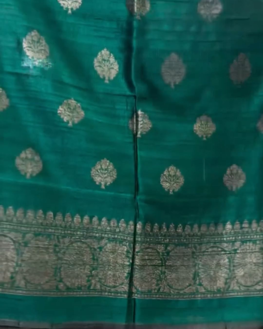 Green Cotton Jari Suit