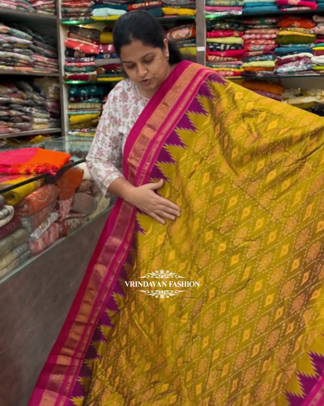 Ikkat Reshmi Silk Saree