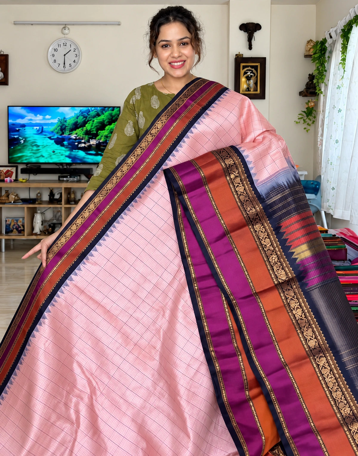 Mayil Gadwal Silk Saree