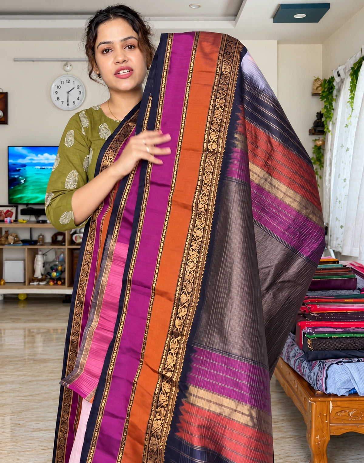 Mayil Gadwal Silk Saree