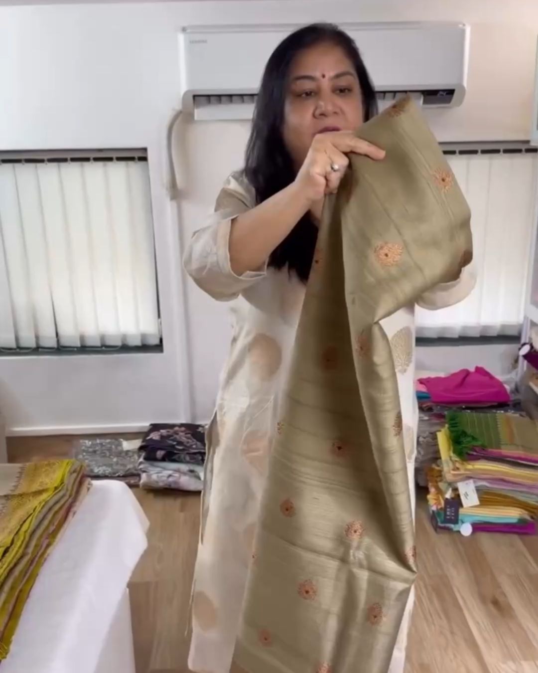 Raw Weave Jari Suit Set